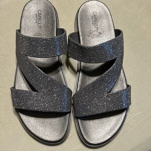Capellini New York Comfort Insole Sandals Never Worn Glittery Grey Color Size 9